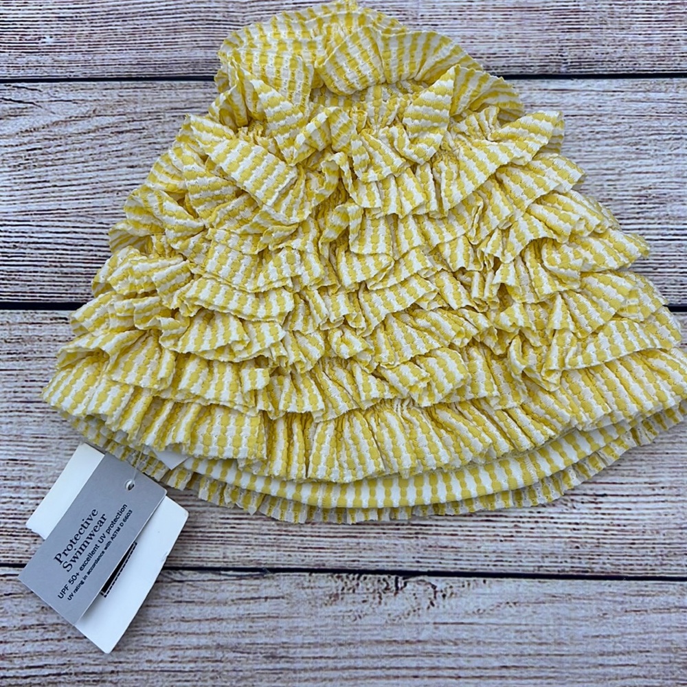 Janie and Jack Yellow and White Ruffled Swim Cap Size 0-6 Months